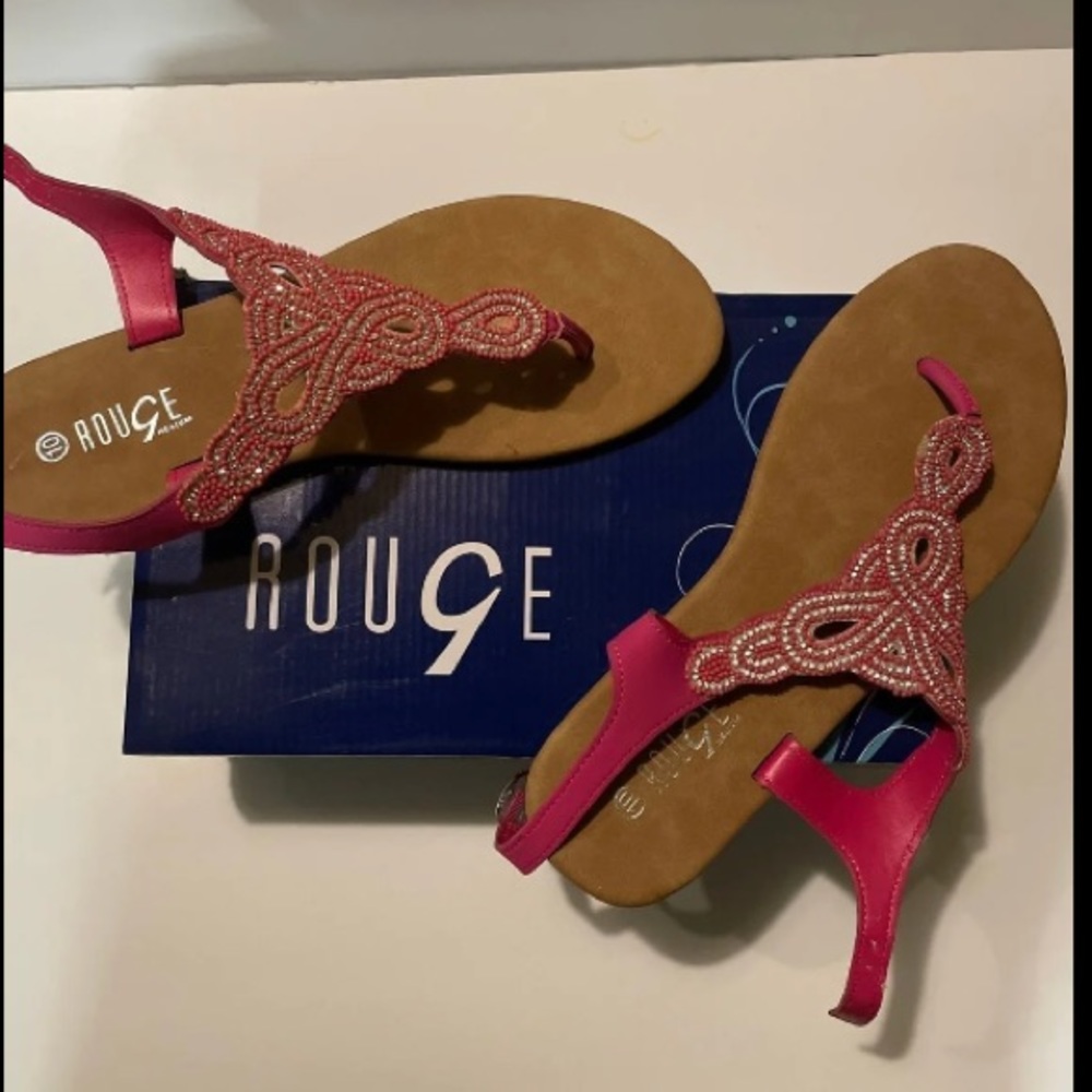 Slippers - Picture 7 of 7